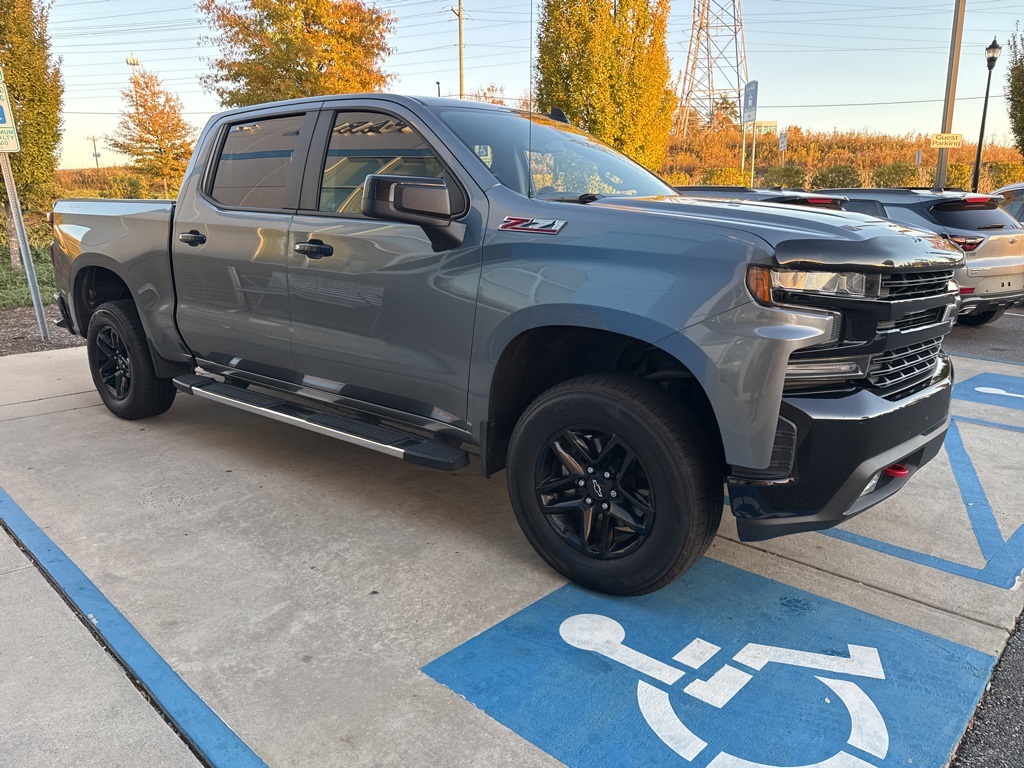 2020 Chevrolet Silverado 1500 LT Trail Boss photo 2