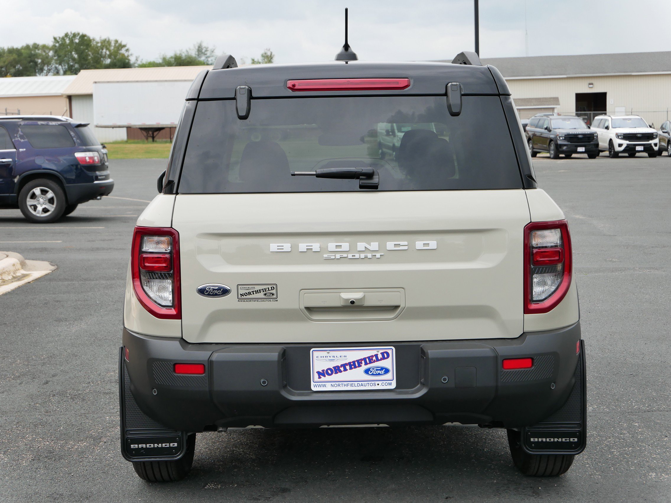 2025 Ford Bronco Sport Outer Banks photo 4