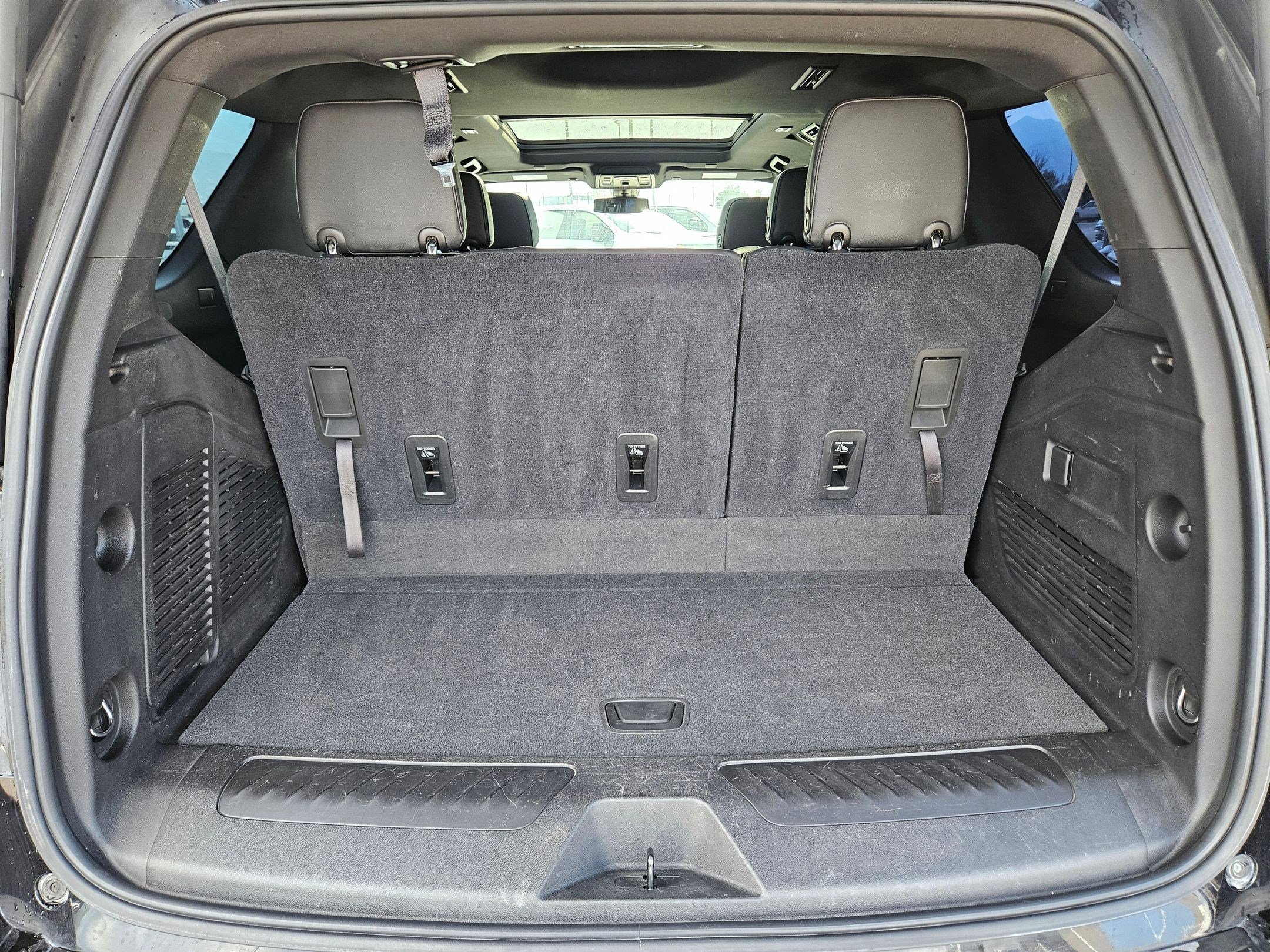 2021 Chevrolet Tahoe LT photo 28