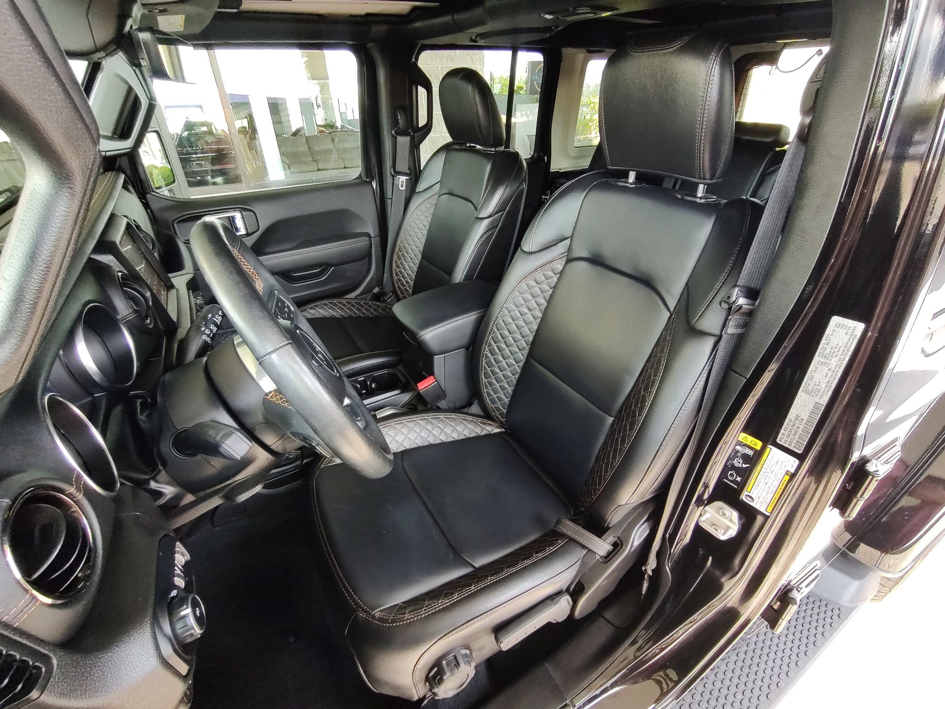 2022 Jeep Wrangler Unlimited Sahara High Altitude 4xe photo 2