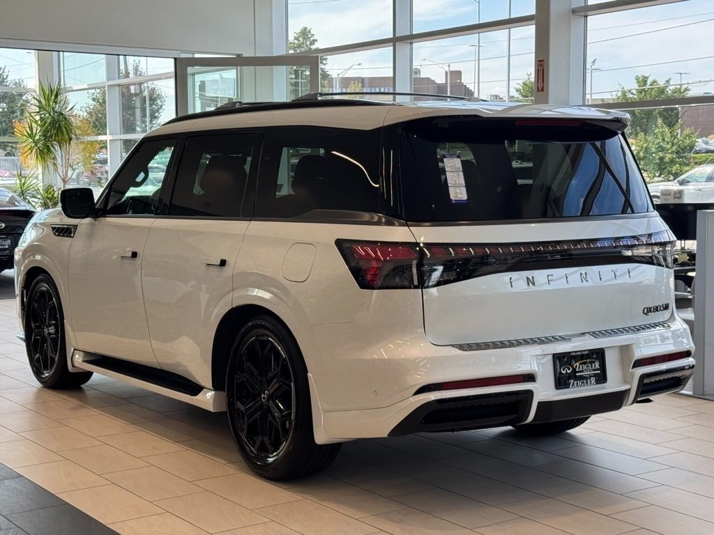2026 Infiniti QX80 Sensory photo 4