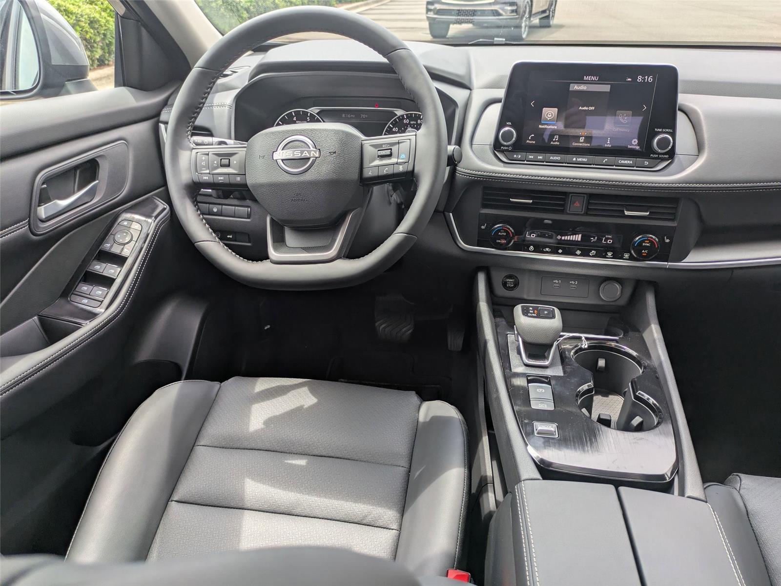 2026 Nissan Rogue SV photo 26
