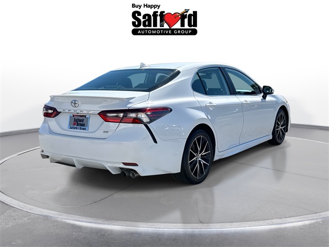 2024 Toyota Camry SE photo 5