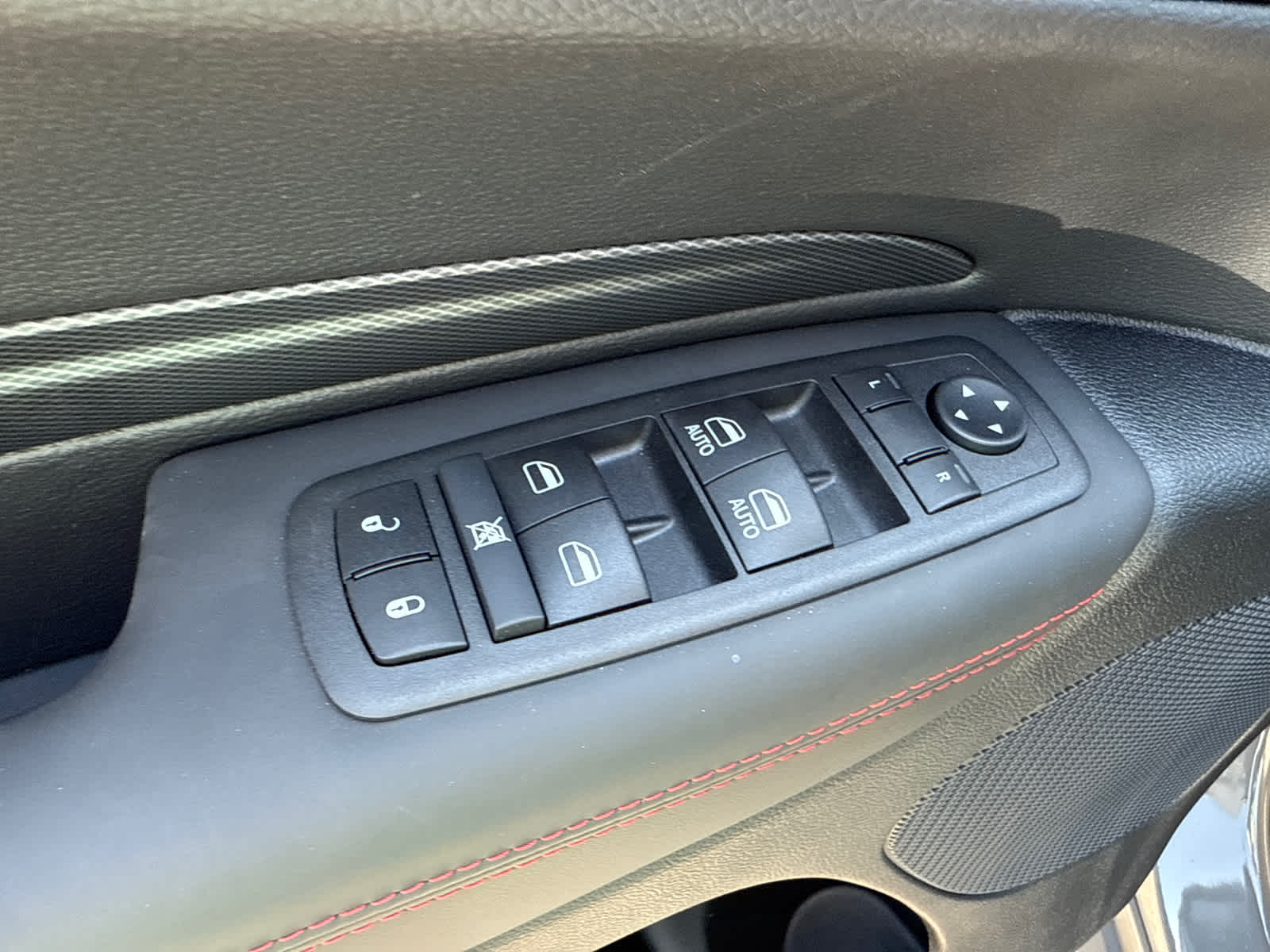 2025 Dodge Durango R/T Plus photo 20