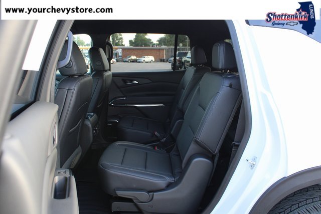 2026 Chevrolet Traverse photo 15