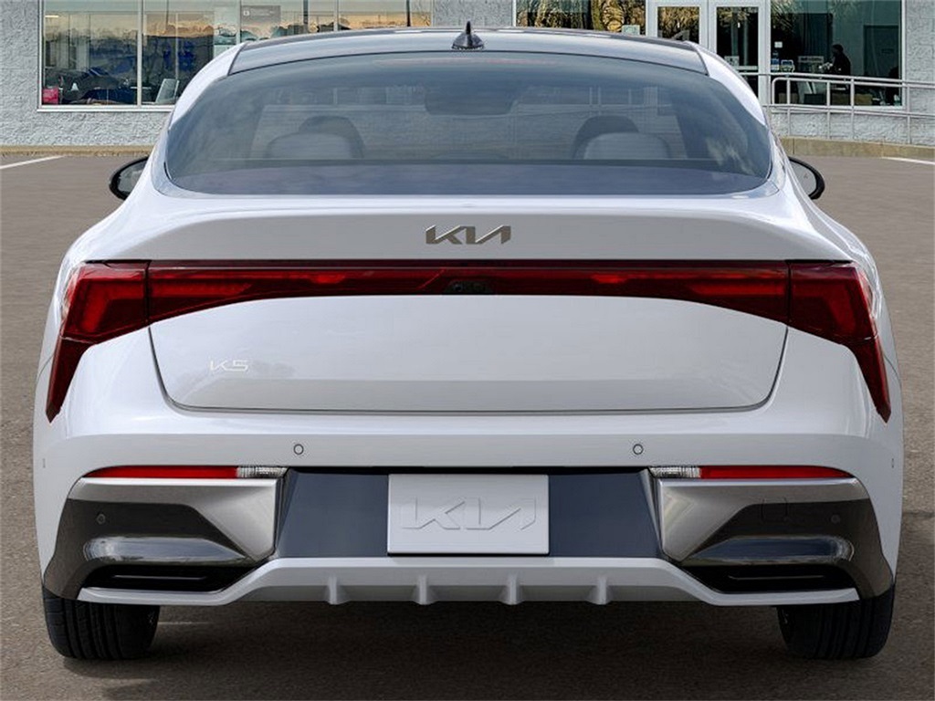 2025 Kia K5 EX photo 11