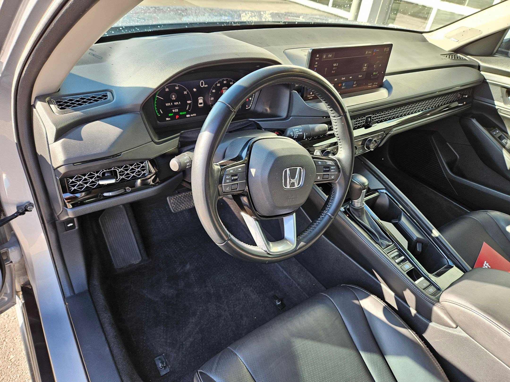 2023 Honda Accord Hybrid Touring photo 11
