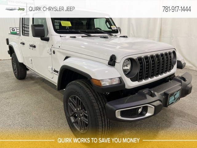 2025 Jeep Gladiator Sport S