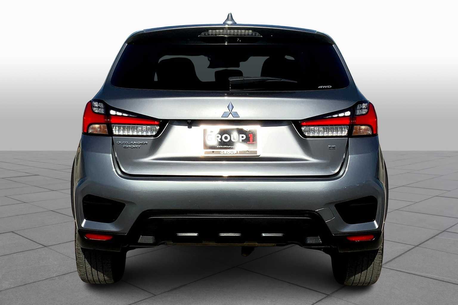 2024 Mitsubishi Outlander Sport SE photo 4