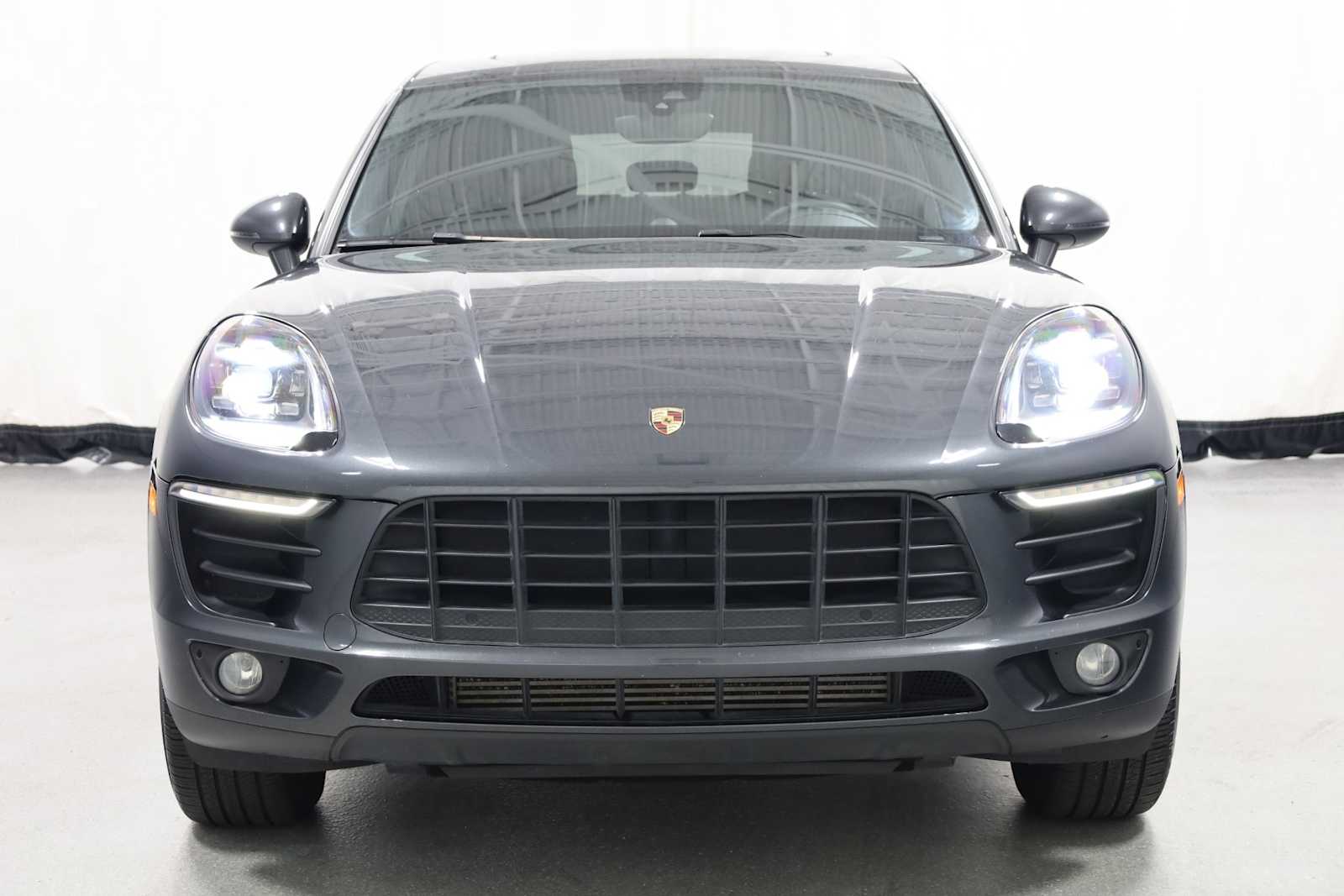 2018 Porsche Macan photo 13