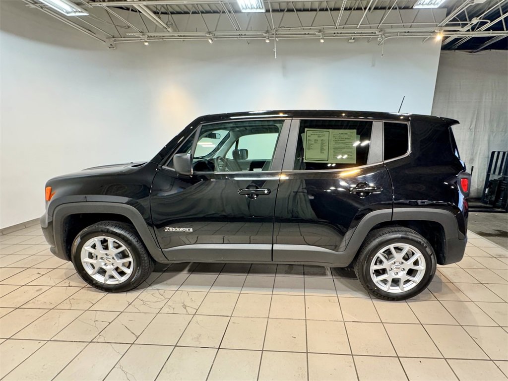 2023 Jeep Renegade Latitude Upland photo 10
