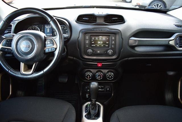 2017 Jeep Renegade Latitude North Edition photo 11