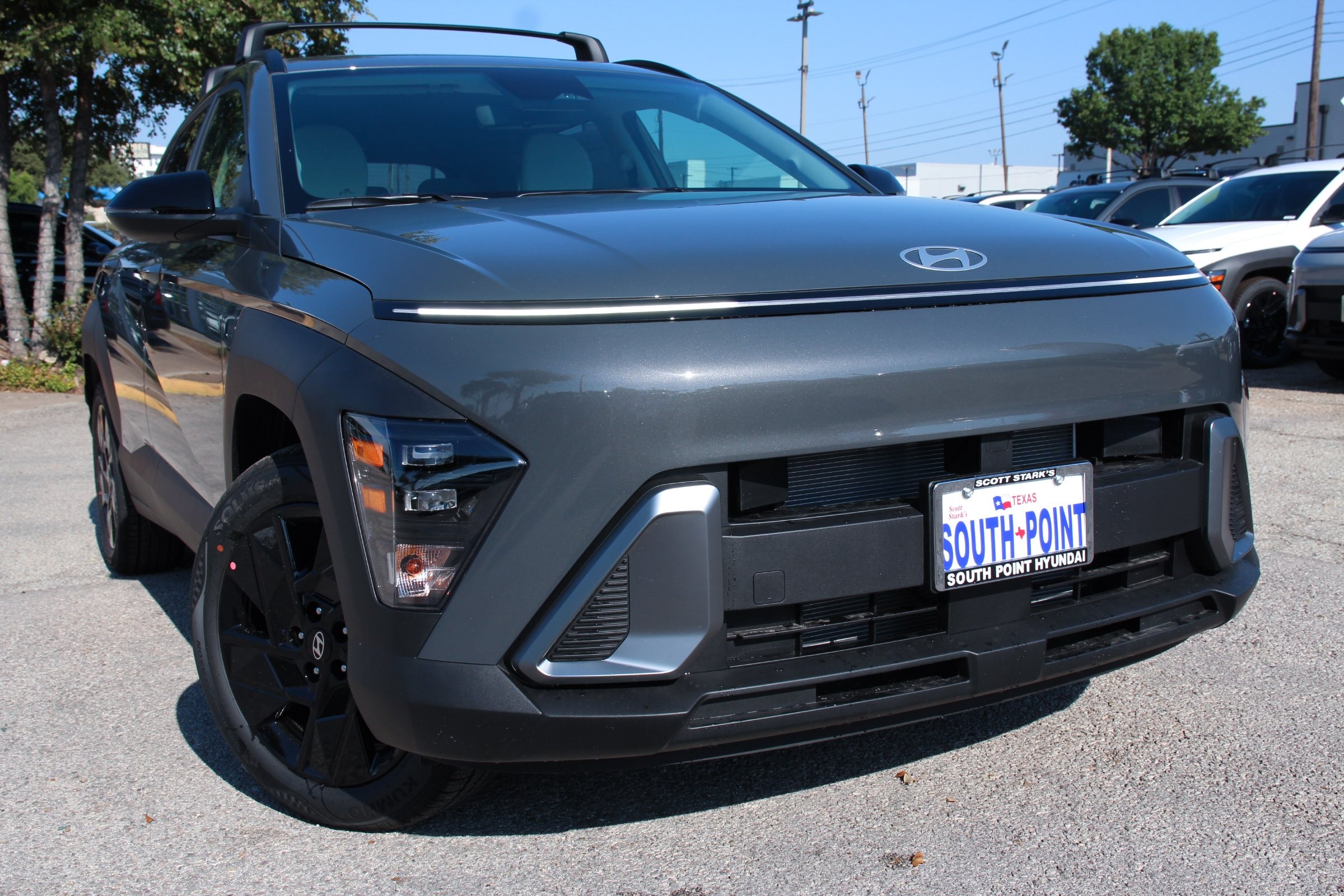 2026 Hyundai Kona SEL photo 2