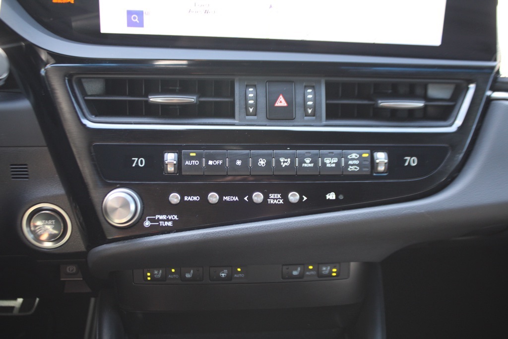 2023 Lexus ES 350 F SPORT photo 22
