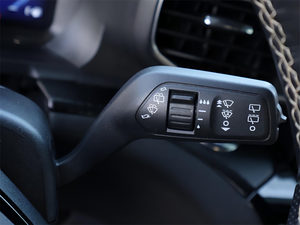2021 Ford Explorer ST photo 34