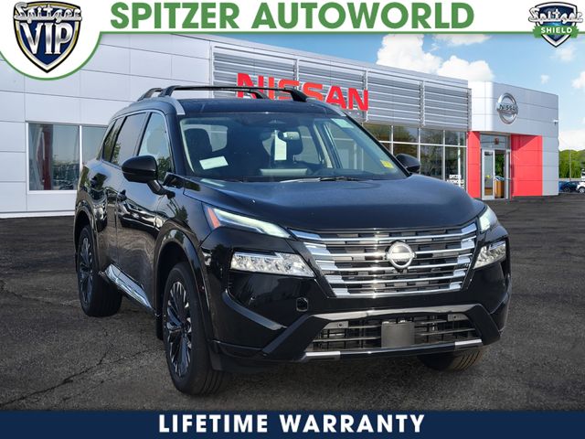 2026 Nissan Rogue Platinum's photo