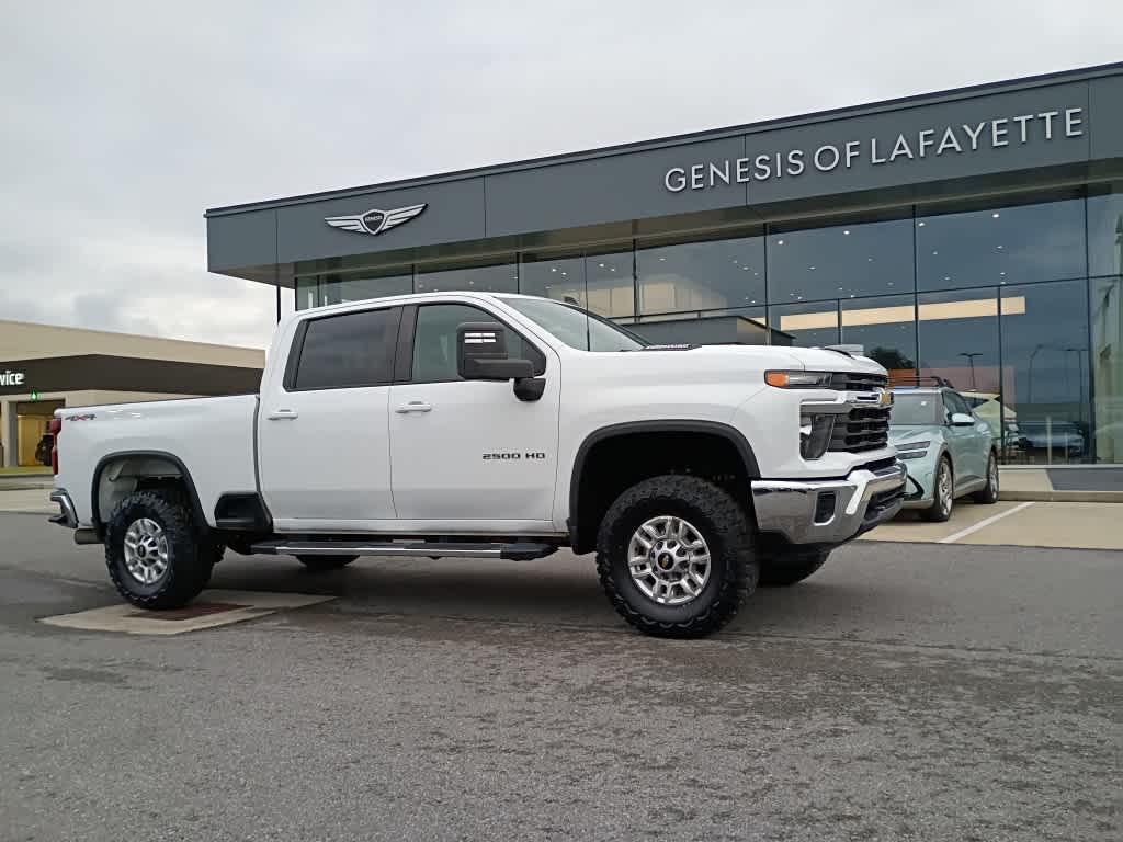 2024 Chevrolet Silverado 2500HD LT's photo