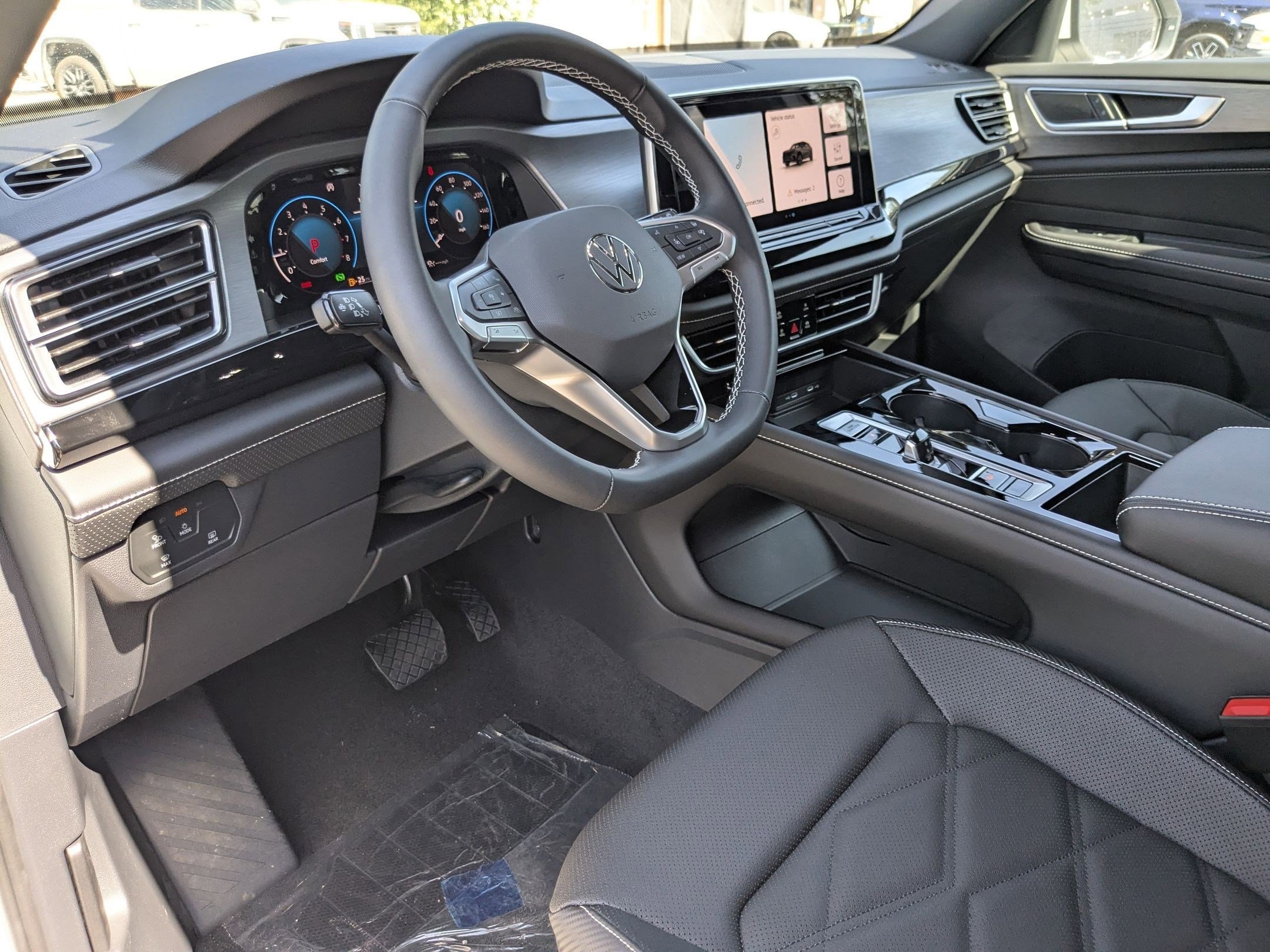 2026 Volkswagen Atlas Cross Sport SE Technology photo 4