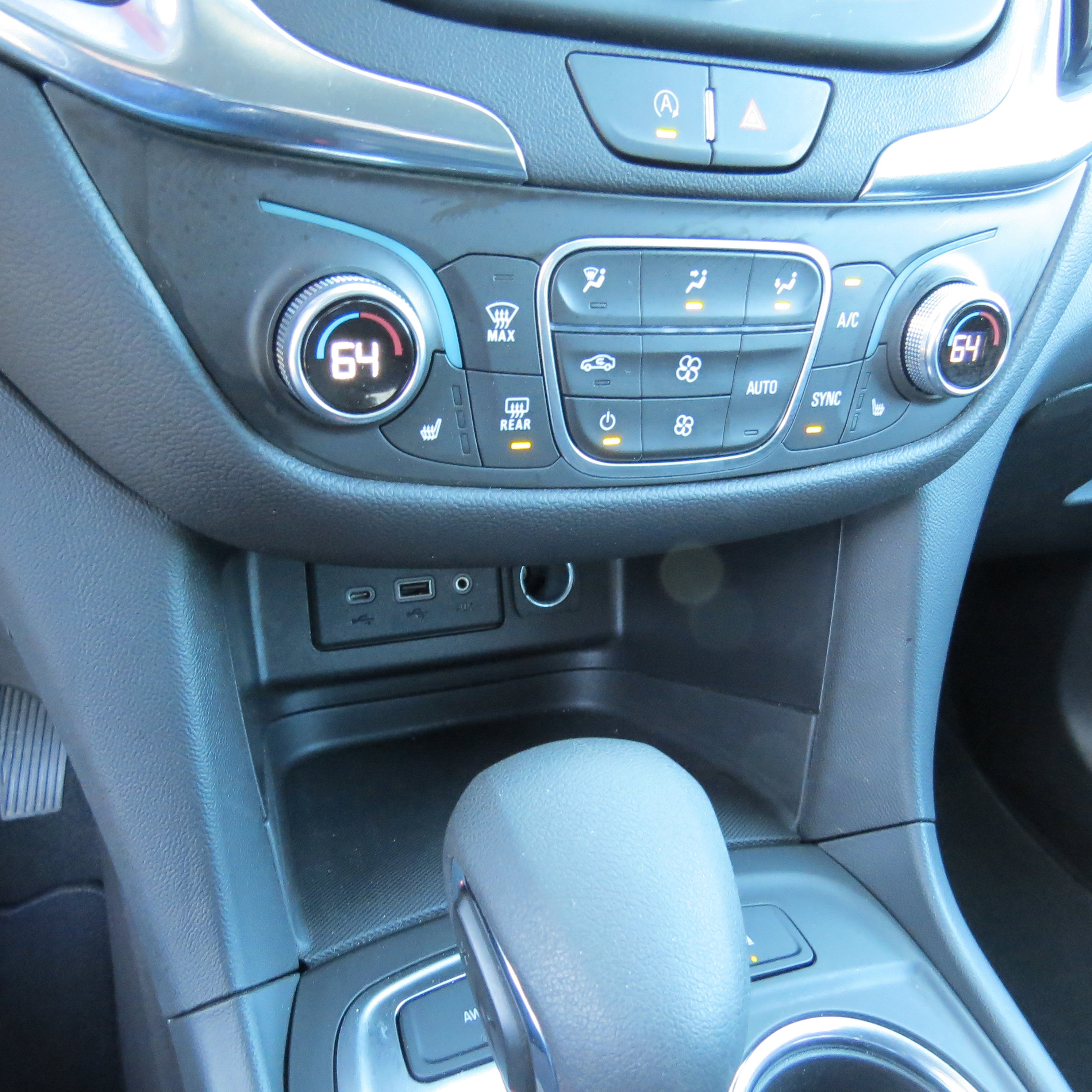2024 Chevrolet Equinox LT photo 20