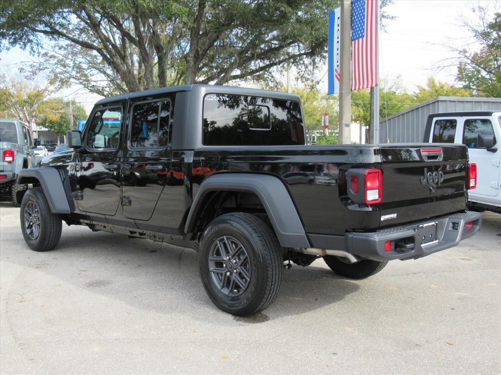 2025 Jeep Gladiator Sport S photo 4