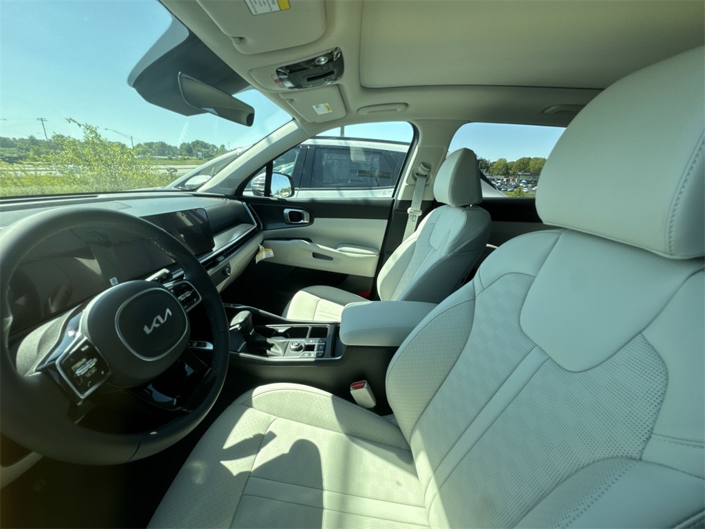 2025 Kia Sorento EX photo 11