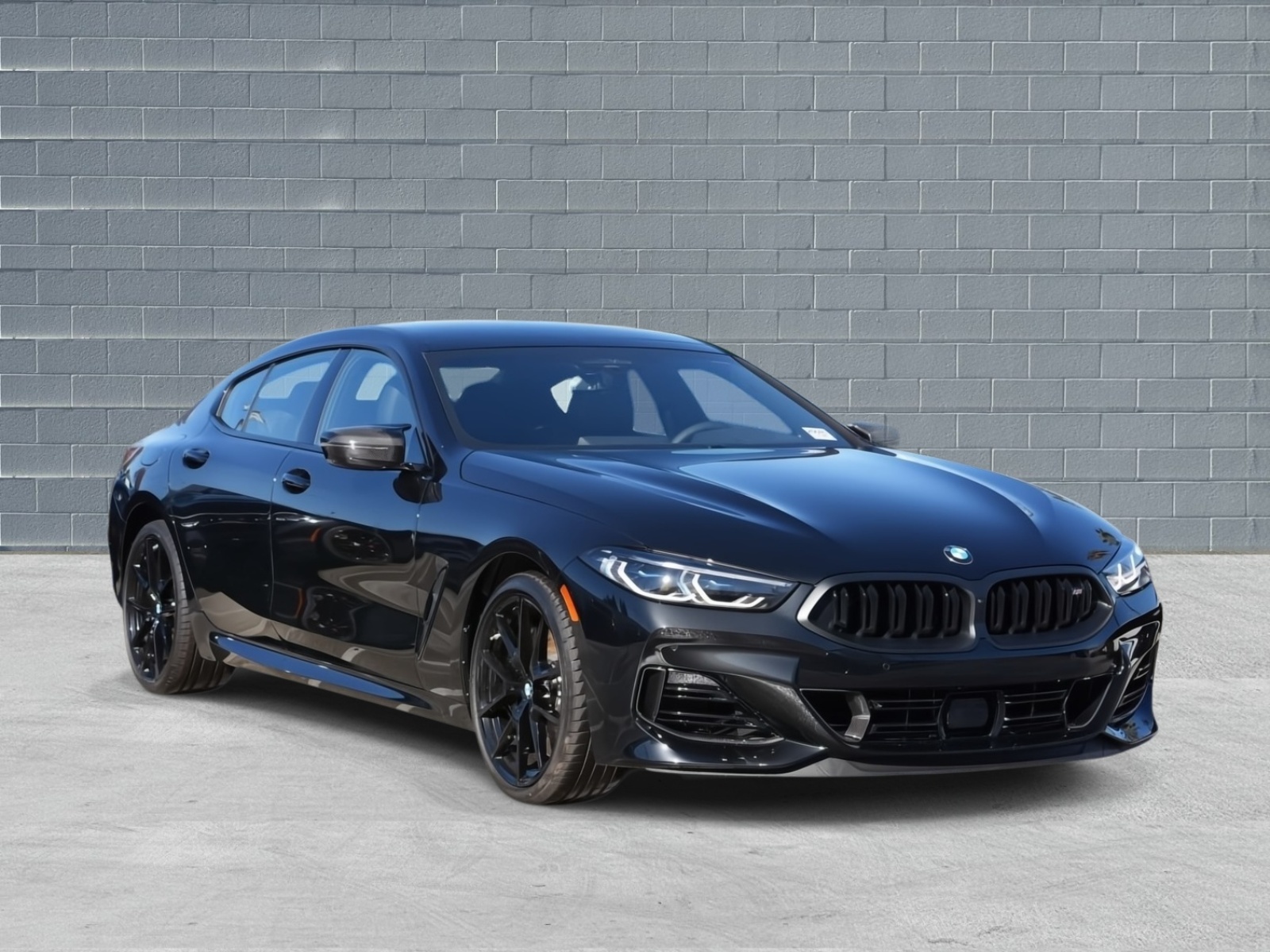 2026 BMW 8 Series M850i's photo