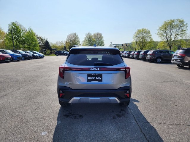 2026 Kia Seltos EX photo 6