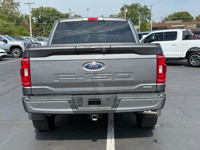 2022 Ford F-150 XLT photo 4