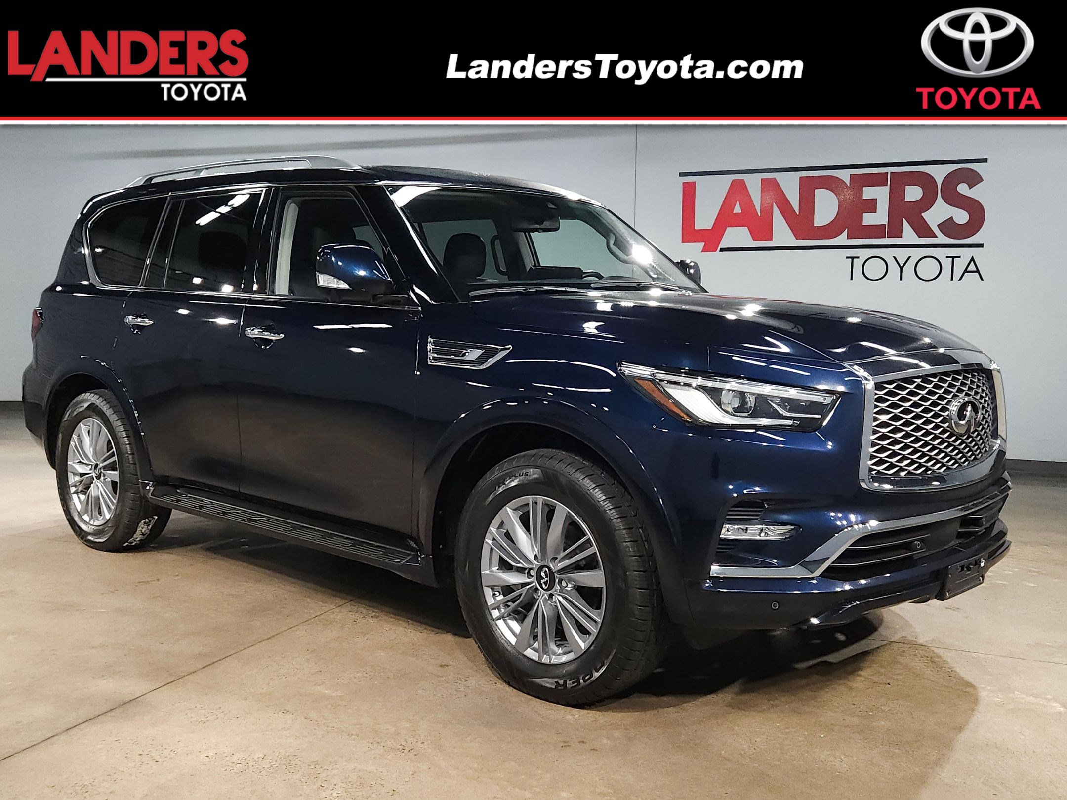 2024 INFINITI QX80 Luxe 4WD's photo