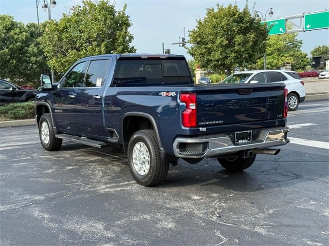 2023 Chevrolet Silverado 2500HD LTZ photo 3