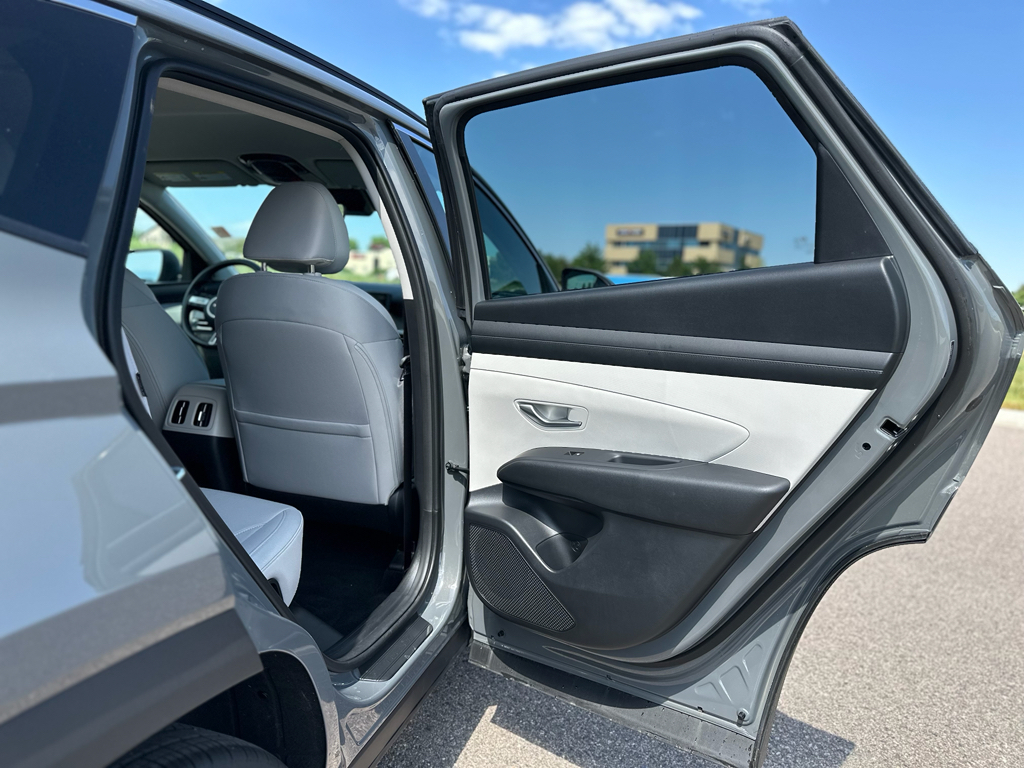2025 Hyundai Tucson SEL photo 24