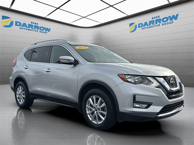 2019 Nissan Rogue SV photo 4