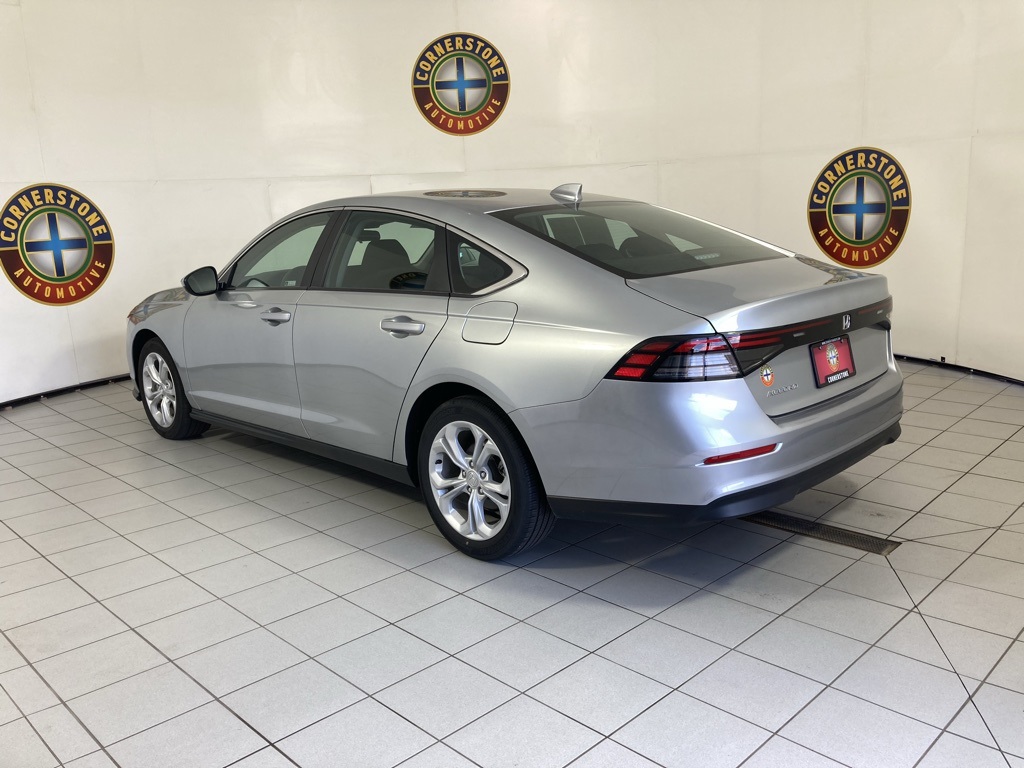 2024 Honda Accord LX photo 8