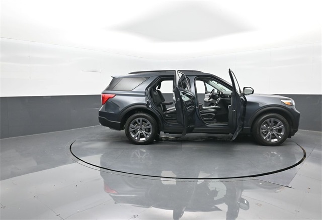 2022 Ford Explorer XLT photo 36