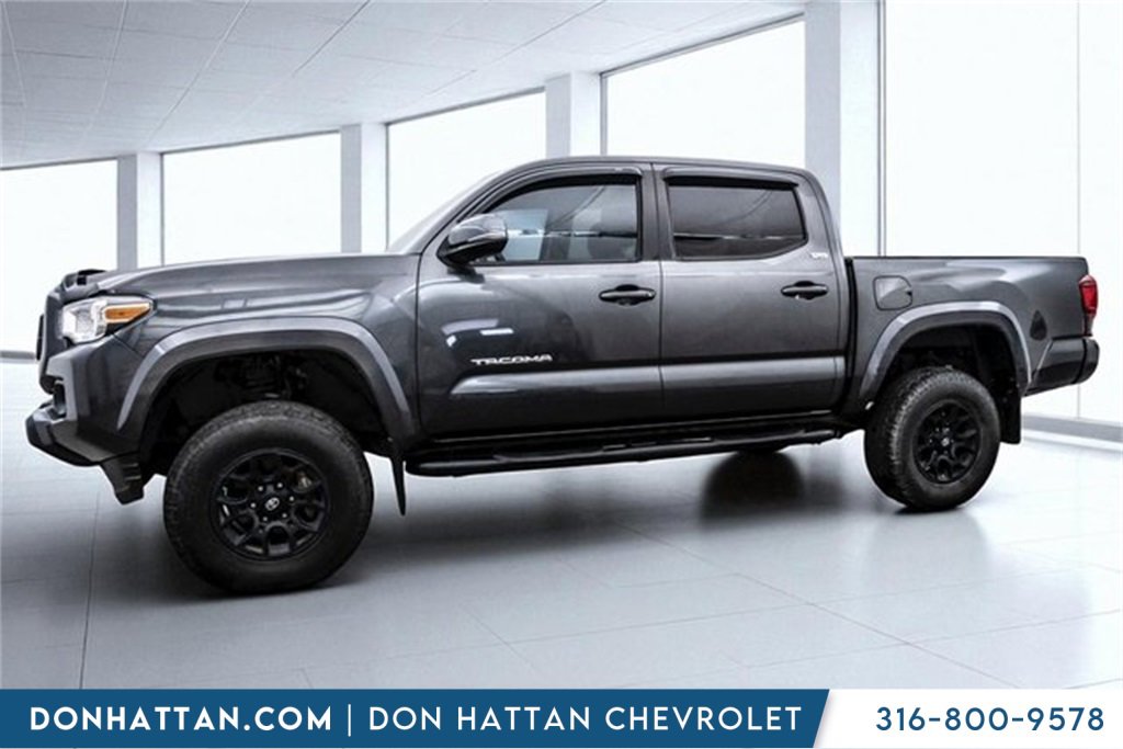 2020 Toyota Tacoma SR5 photo 2