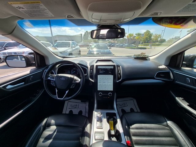 2021 Ford Edge SEL photo 14