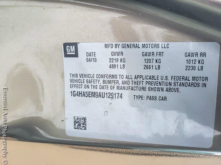 2010 BUICK LUCERNE - Image 14