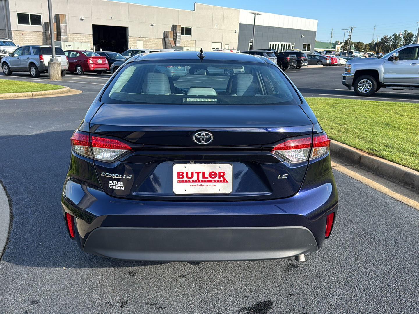 2023 Toyota Corolla LE photo 4