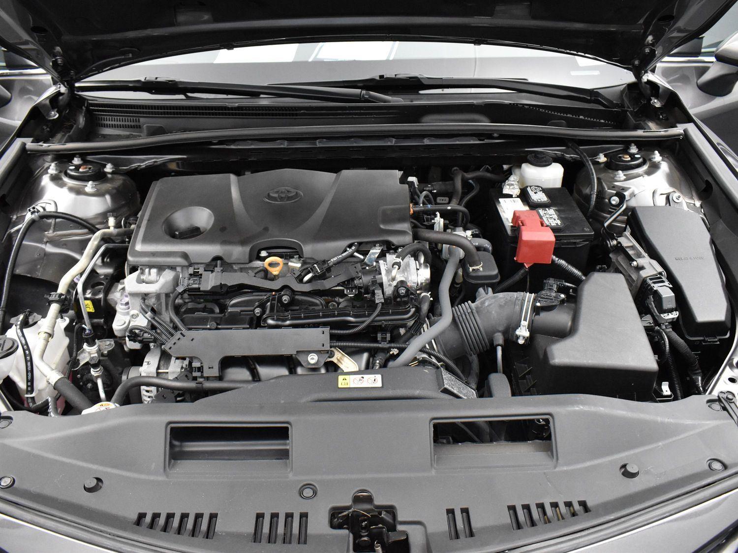 2022 Toyota Camry SE photo 32