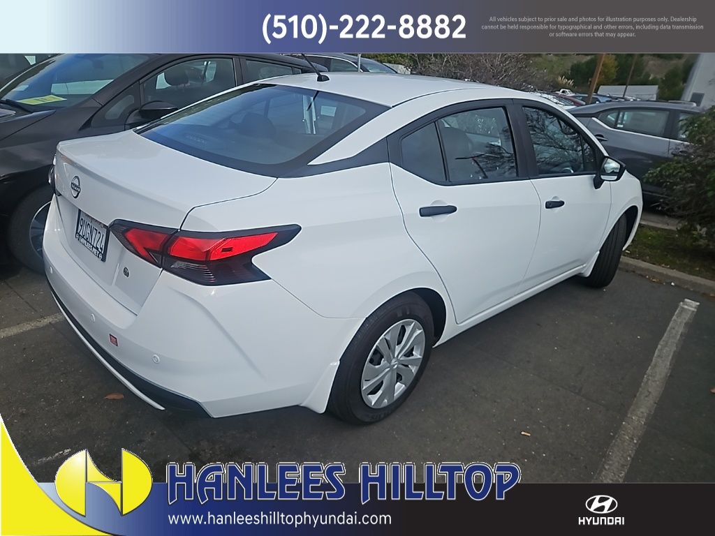 2025 Nissan Versa Sedan S's photo