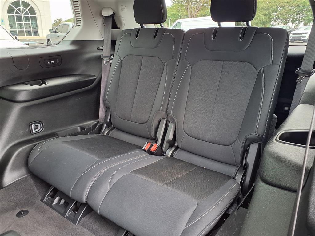 2022 Jeep Grand Cherokee Laredo photo 22
