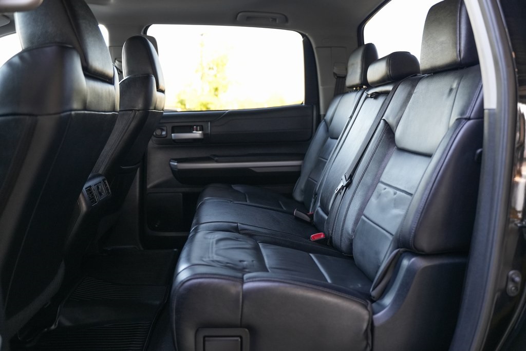 2017 Toyota Tundra Limited photo 32