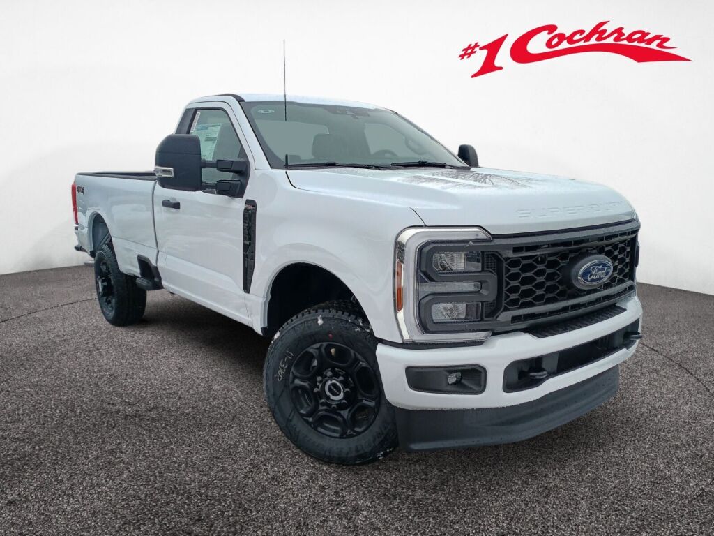 2026 Ford F-350 Super Duty XL's photo