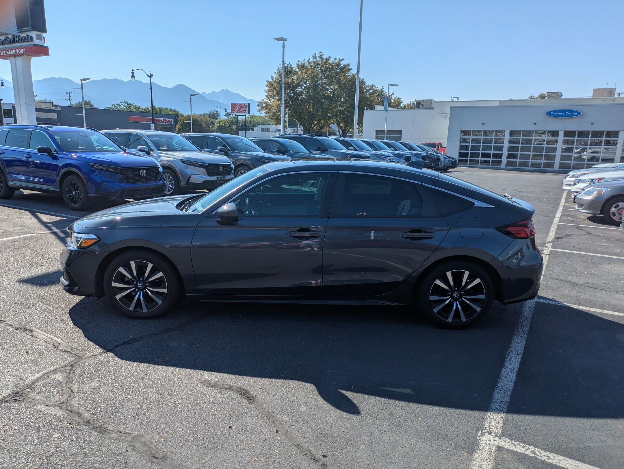 2022 Honda Civic Hatchback EX-L photo 4