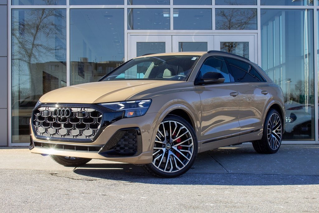 2025 Audi SQ8 Prestige's photo