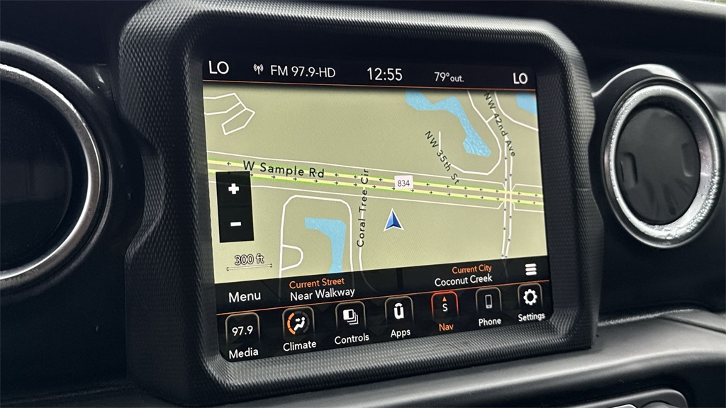 2021 Jeep Wrangler Unlimited Sahara Altitude photo 47