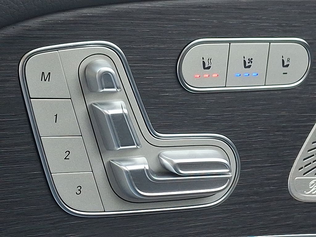 2026 Mercedes Benz GLE 450 4MATIC photo 15