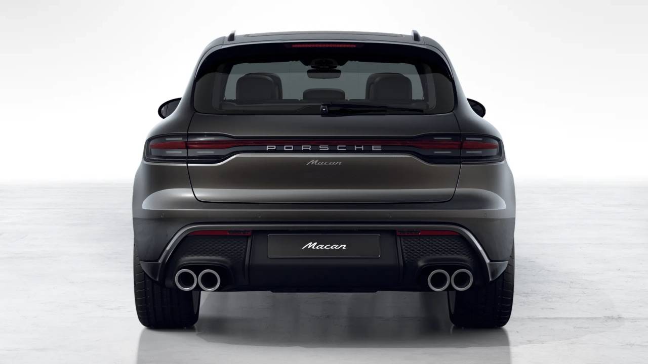 2026 Porsche Macan T photo 7