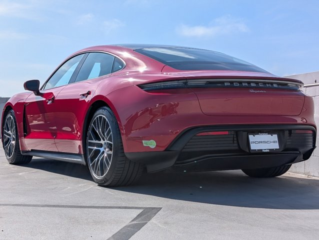 2023 Porsche Taycan photo 3
