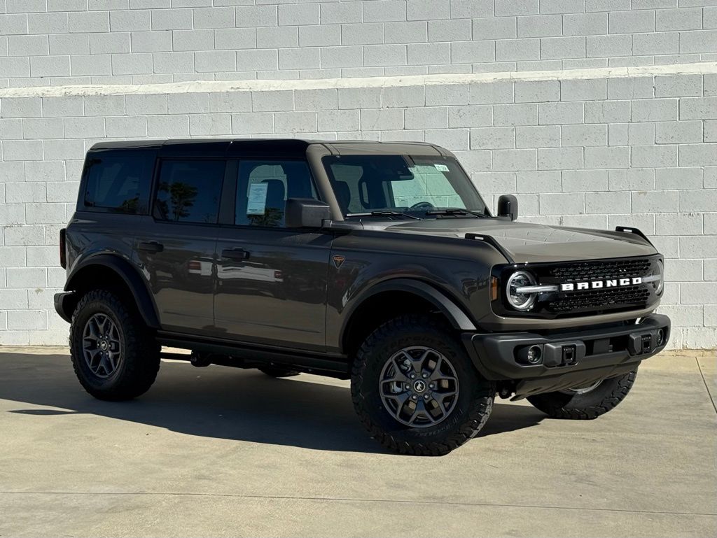 2025 Ford Bronco Badlands's photo